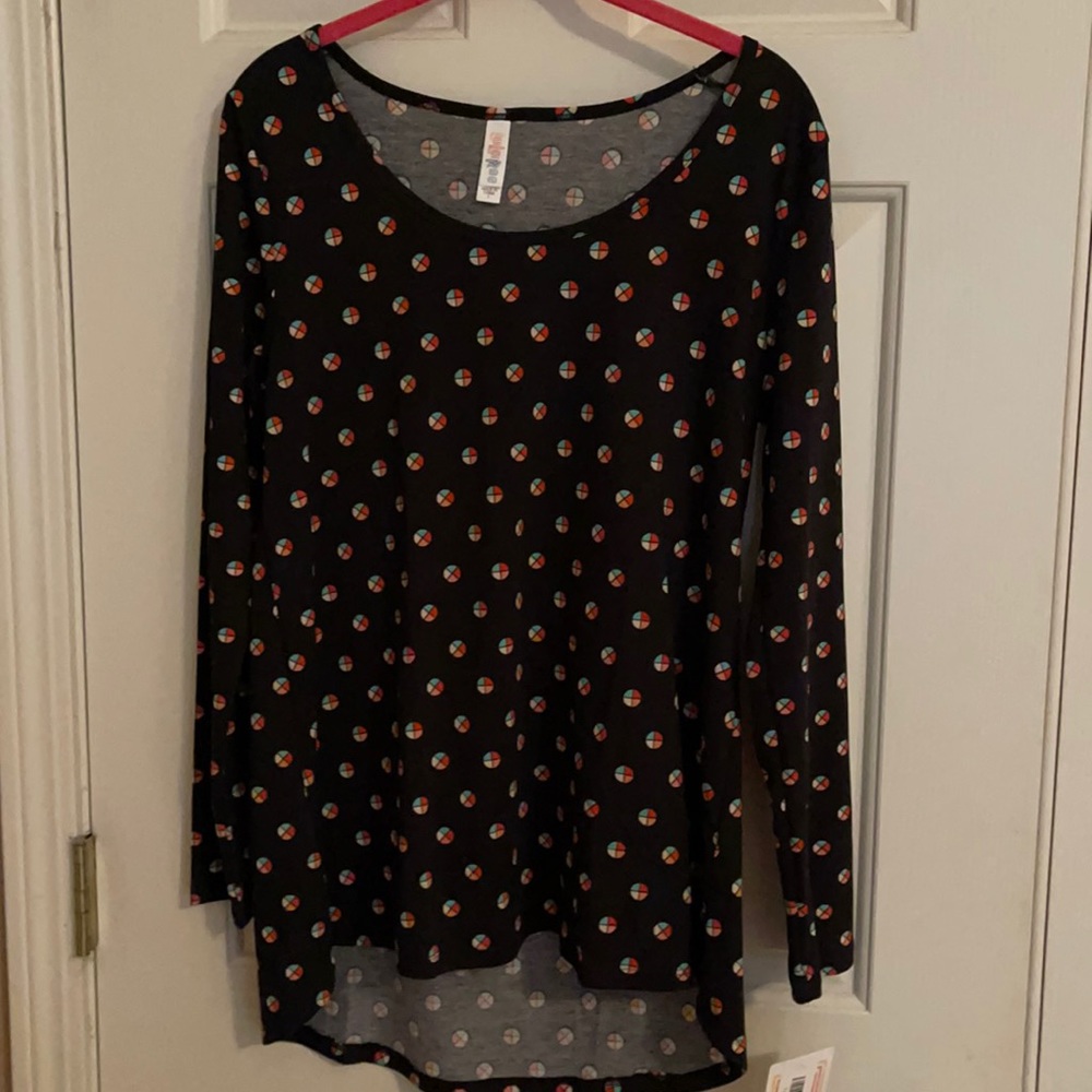 NWT LuLaRoe Lynnae top